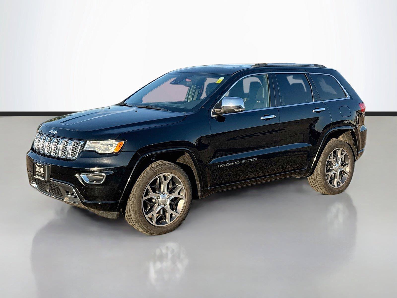Used 2019 Jeep Grand Cherokee Overland AWD/4WD image 4