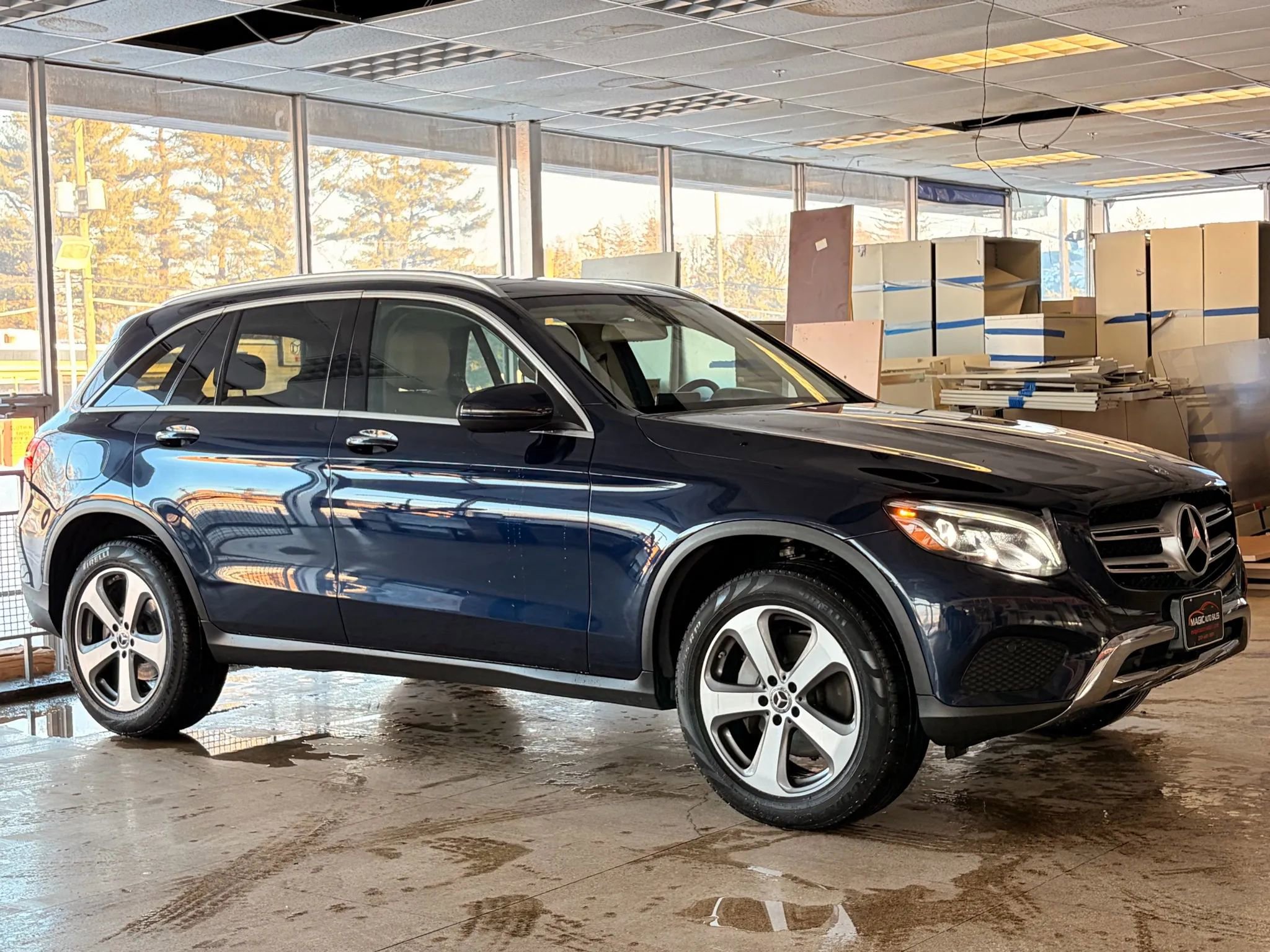 Used 2019 Mercedes-Benz GLC 300 4MATIC image 6