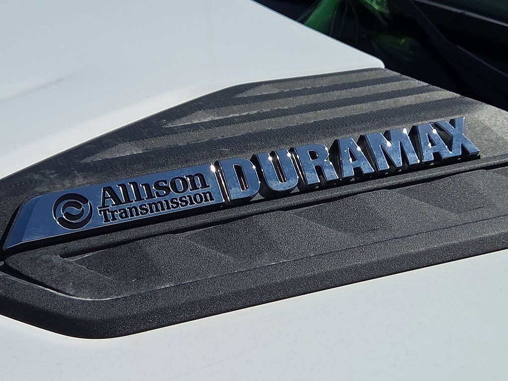 Used 2025 Chevrolet Silverado 2500 LTZ w/ LTZ Convenience Package AWD/4WD image 14
