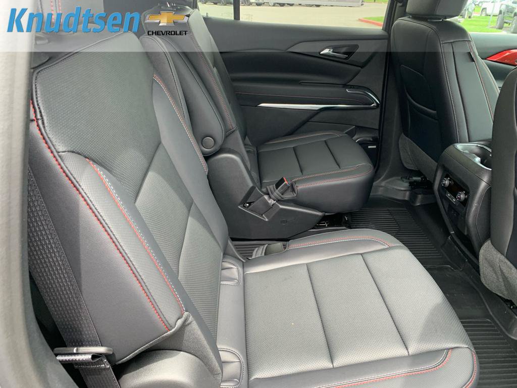 New 2026 Chevrolet Traverse Z71 w/ Enhanced Driving Package AWD/4WD image 13