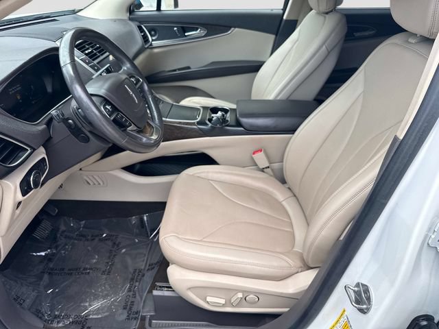 Used 2020 Lincoln Nautilus Reserve AWD/4WD image 13