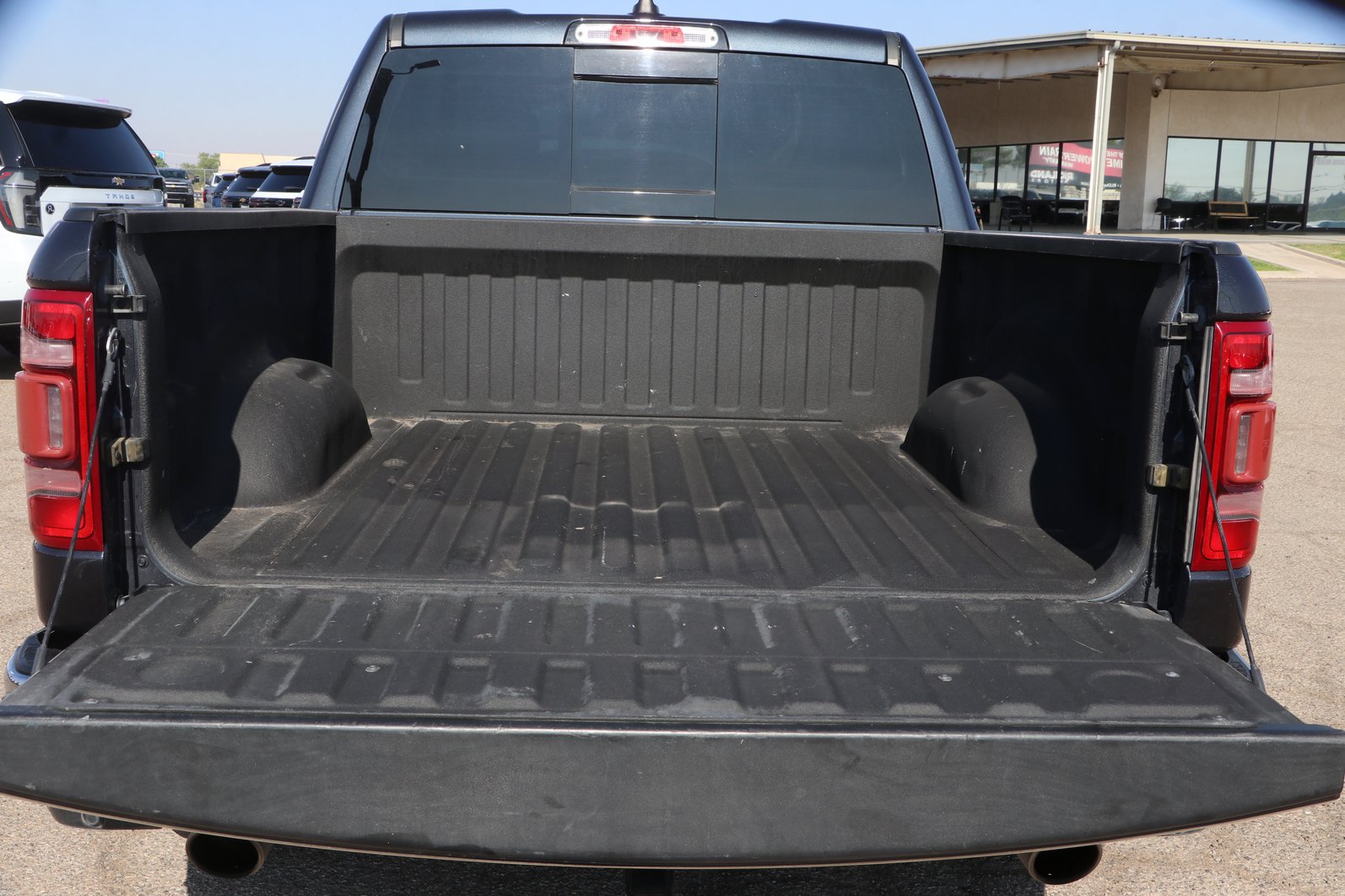 Used 2019 RAM 1500 Limited AWD/4WD image 31