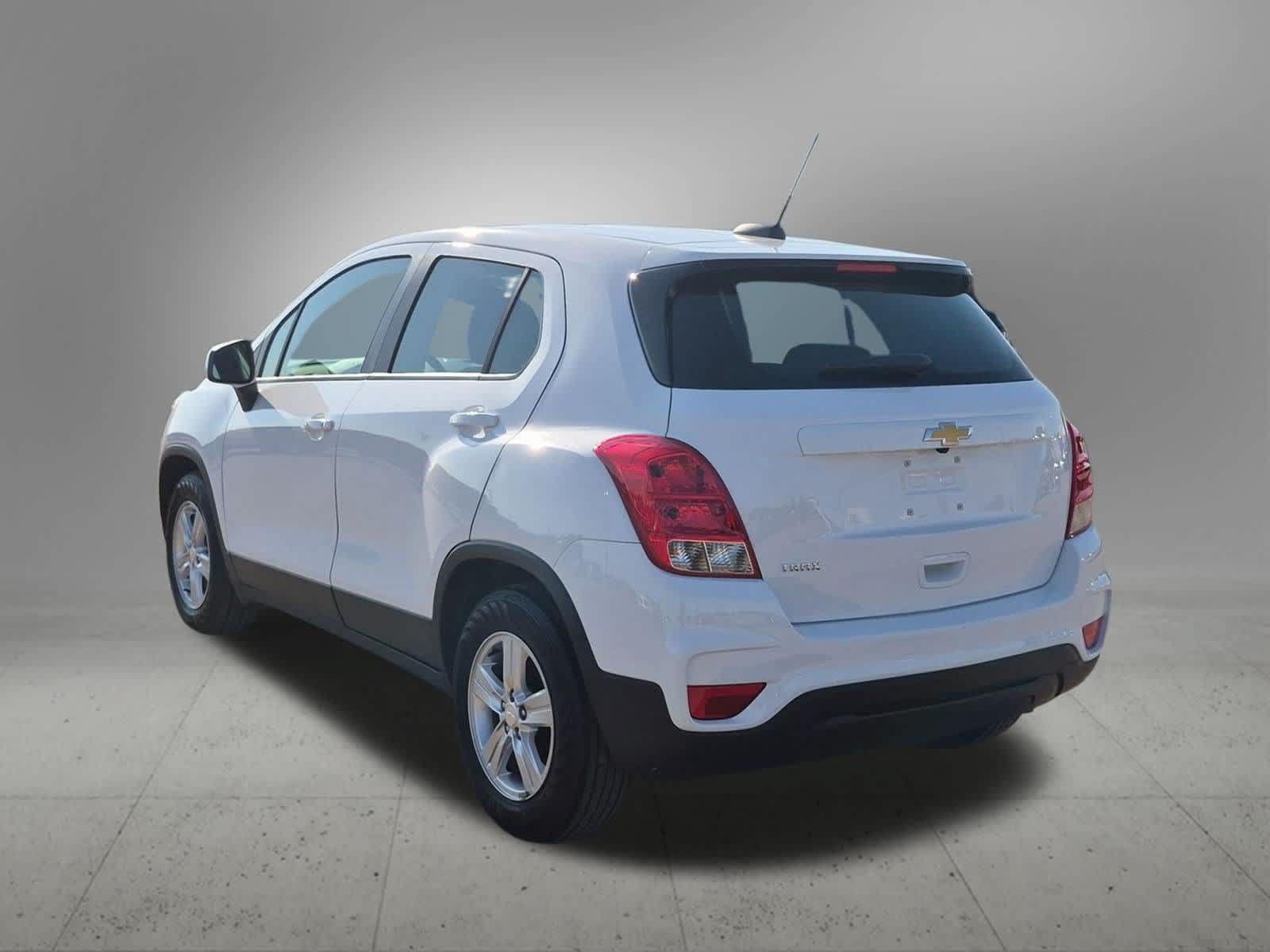 Used 2019 Chevrolet Trax LS FWD image 4