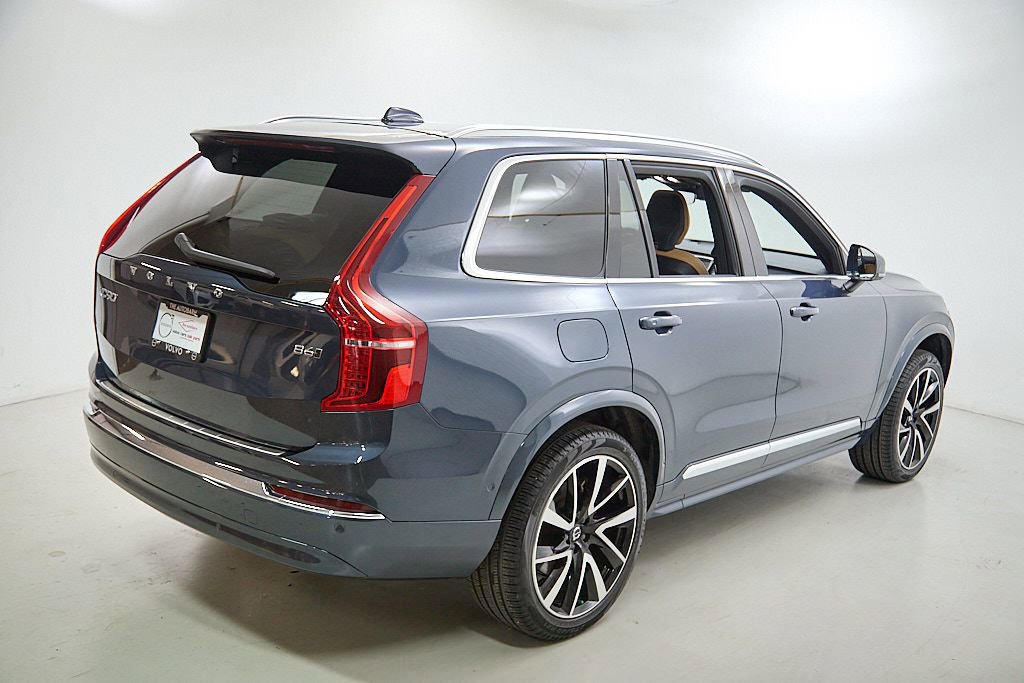Certified 2024 Volvo XC90 B6 Ultimate w/ Lounge Package image 9