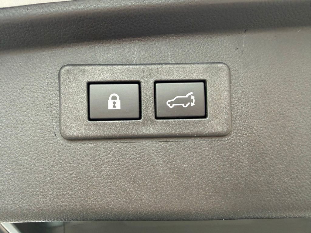 Used 2025 Subaru Outback Onyx Edition AWD/4WD image 28