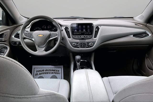 Used 2025 Chevrolet Malibu LT FWD image 15