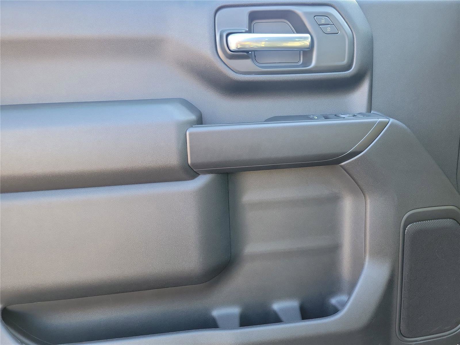 New 2026 GMC Sierra 2500 Pro w/ Convenience Package image 12