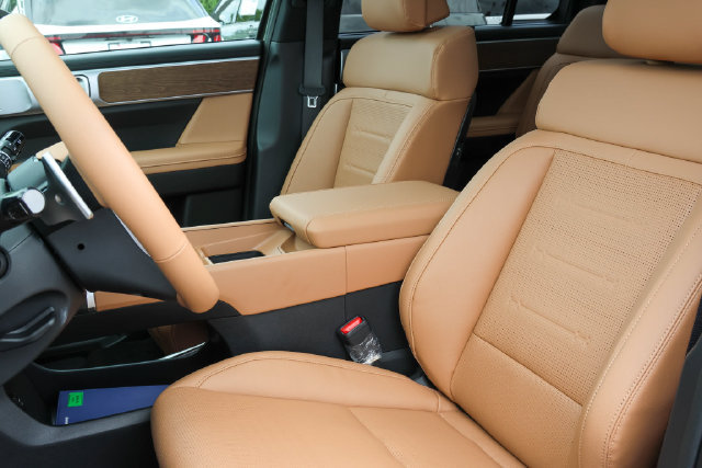 New 2026 Hyundai Santa Fe Limited AWD/4WD image 14
