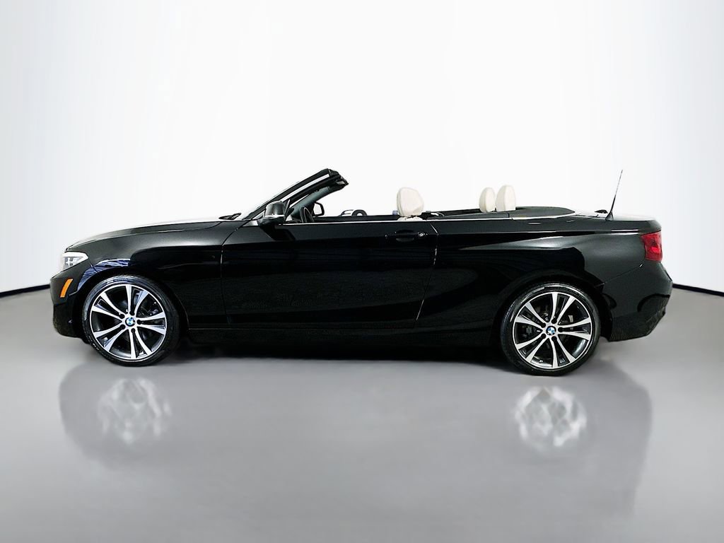 Used 2015 BMW 228i xDrive Convertible AWD/4WD image 4