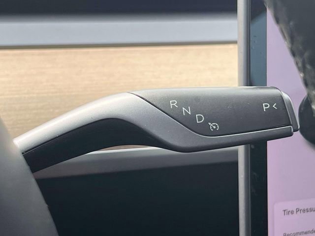 Used 2021 Tesla Model 3 Standard Range Plus image 24