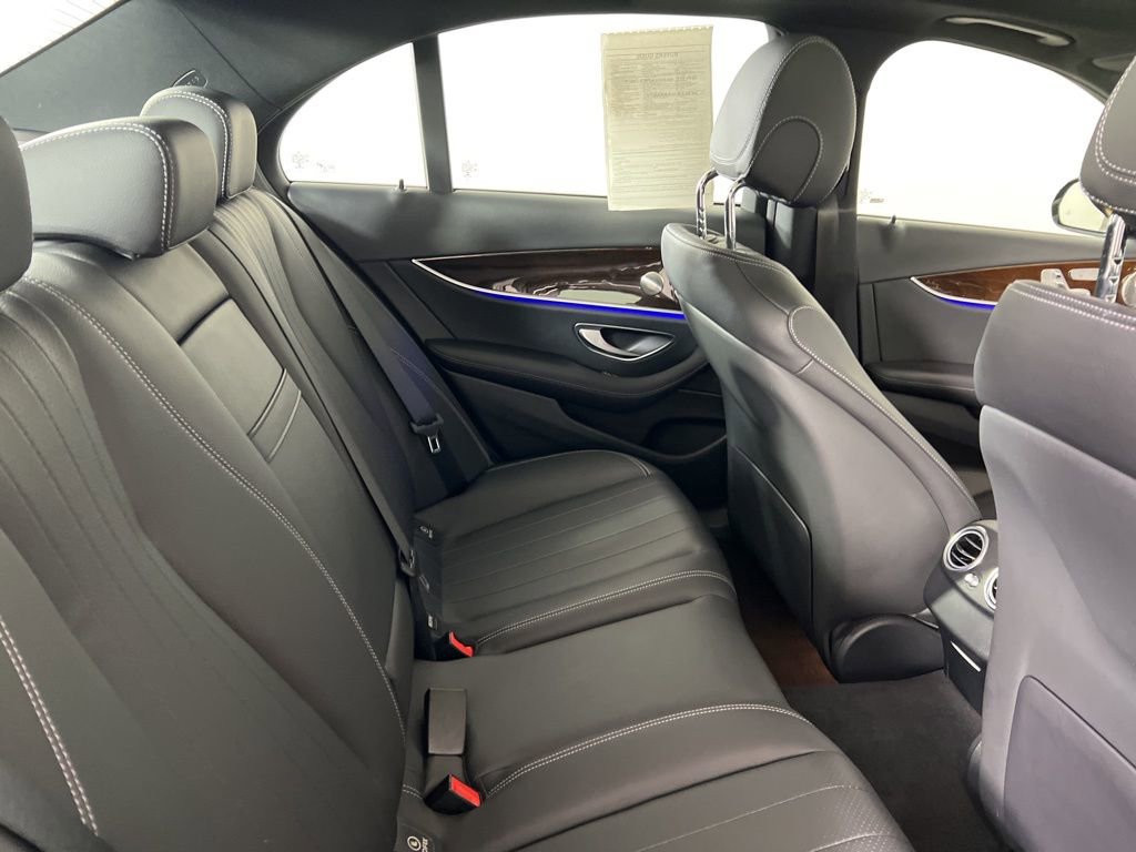 Used 2023 Mercedes-Benz E 350 4MATIC Sedan image 15