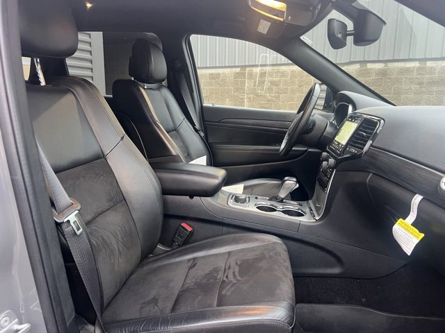 Used 2022 Jeep Grand Cherokee Laredo X image 11