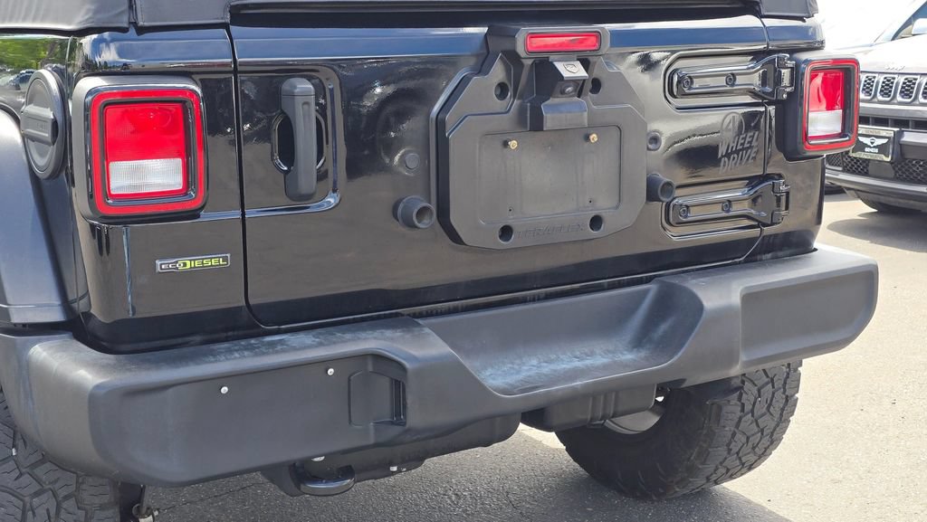 Used 2022 Jeep Wrangler Unlimited Sport AWD/4WD image 13