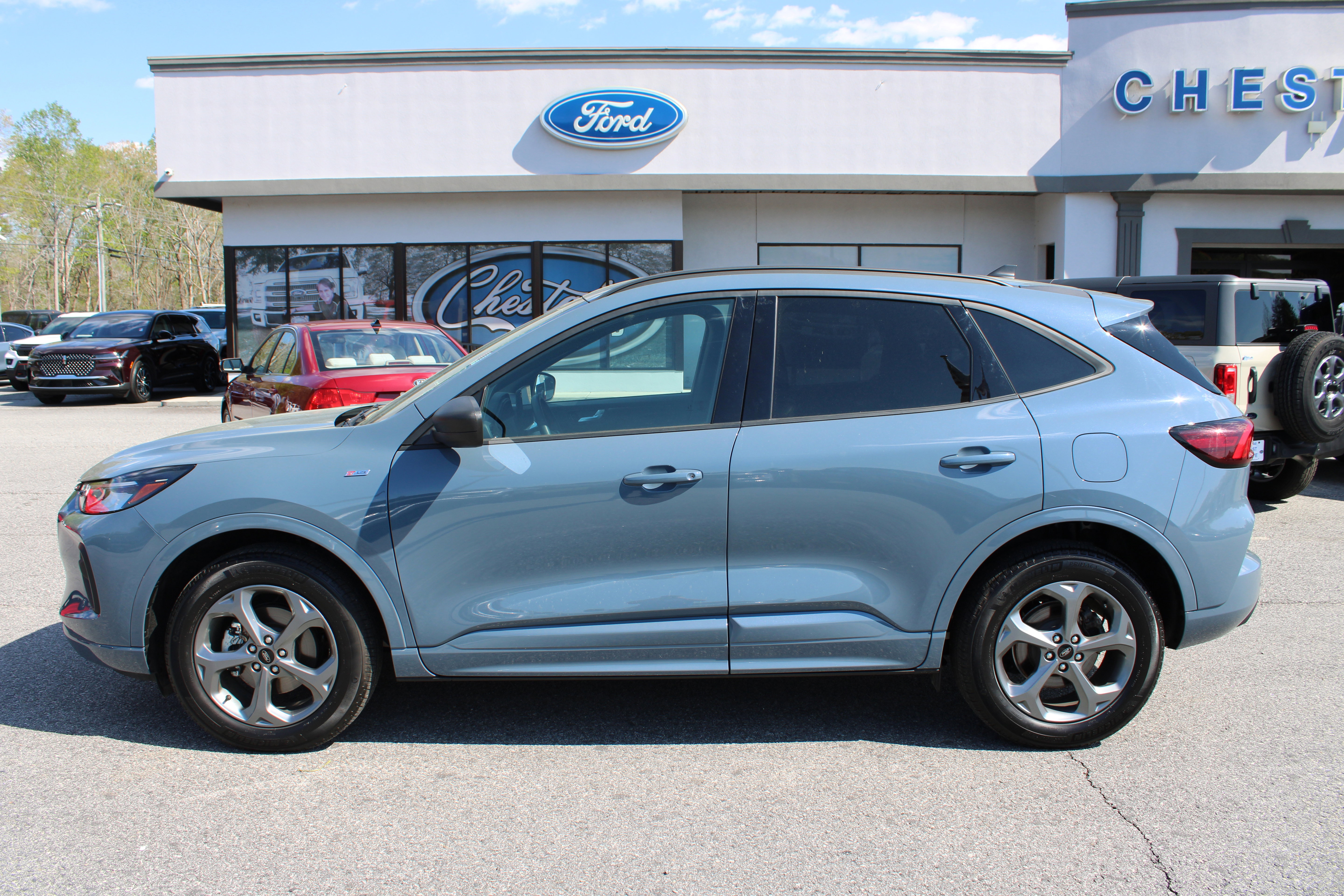 Used 2024 Ford Escape ST-Line w/ Tech Pack #1 image 1