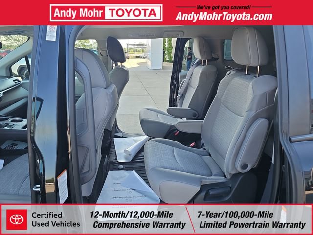 Certified 2024 Toyota Sienna LE FWD image 26