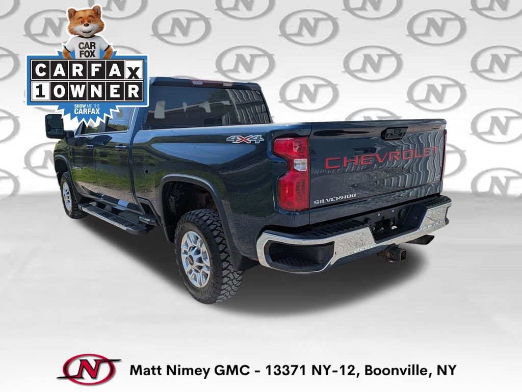 Used 2021 Chevrolet Silverado 2500 LT AWD/4WD image 3
