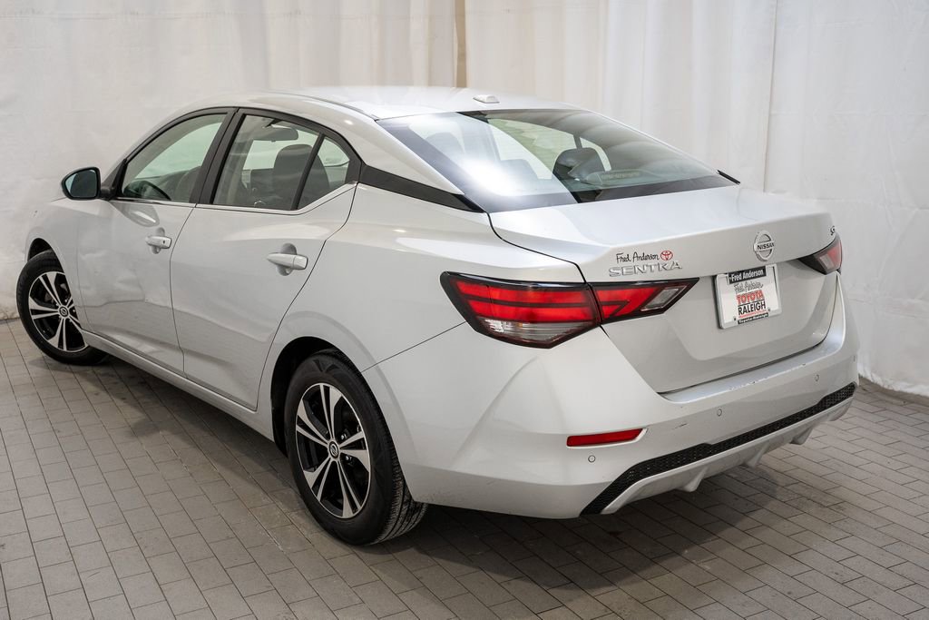 Used 2023 Nissan Sentra SV image 3