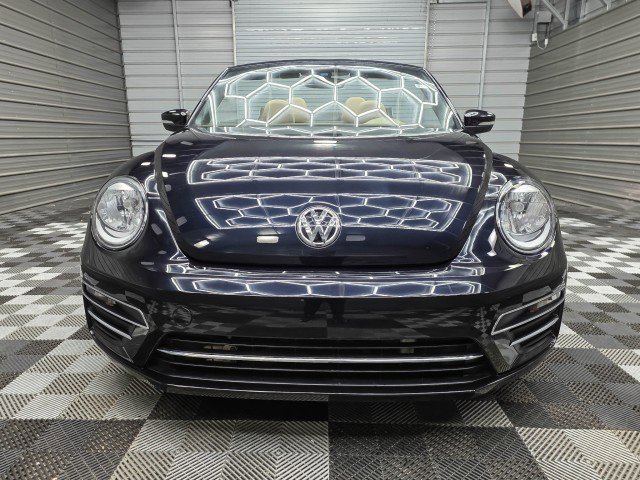 Used 2018 Volkswagen Beetle 2.0T S w/ Style & Comfort Package FWD image 3