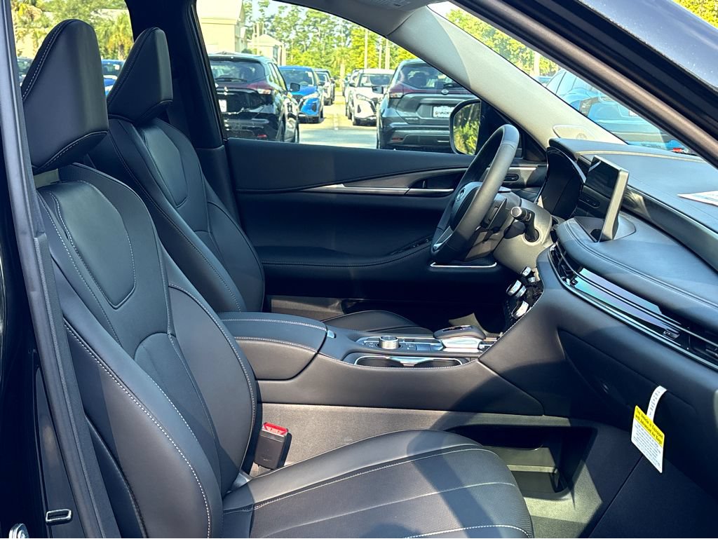 New 2025 INFINITI QX60 Luxe w/ Black Edition FWD image 12