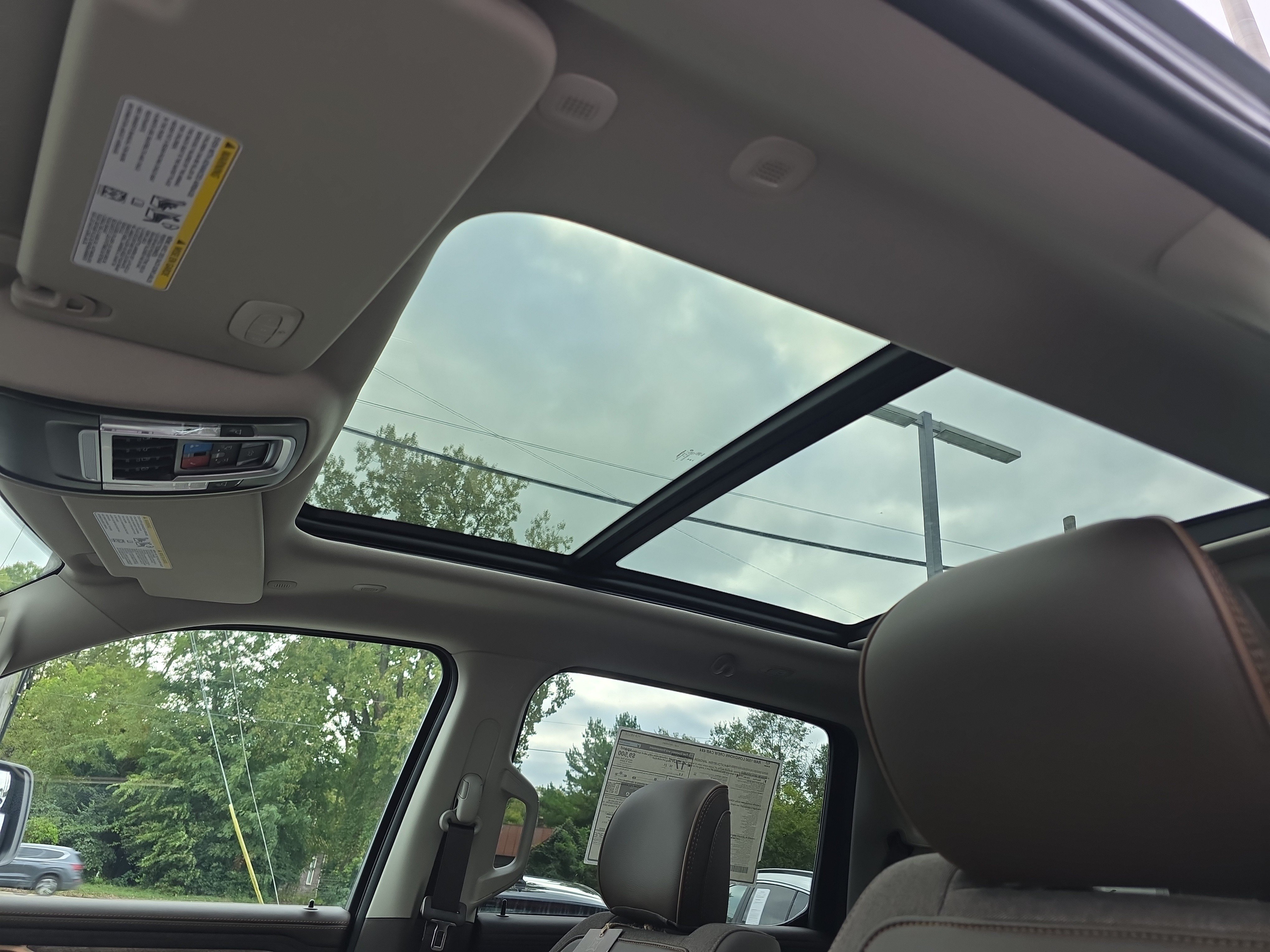 New 2027 RAM 1500 Longhorn AWD/4WD image 5