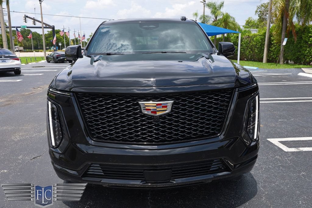 Used 2026 Cadillac Escalade ESV Platinum Sport AWD/4WD image 8