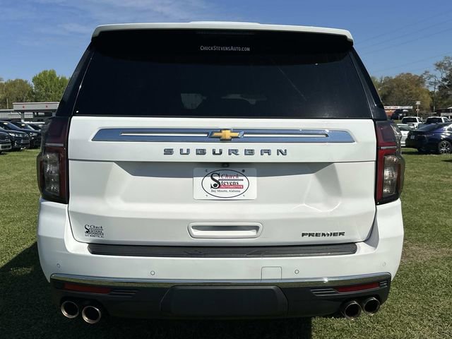 Used 2023 Chevrolet Suburban Premier image 4