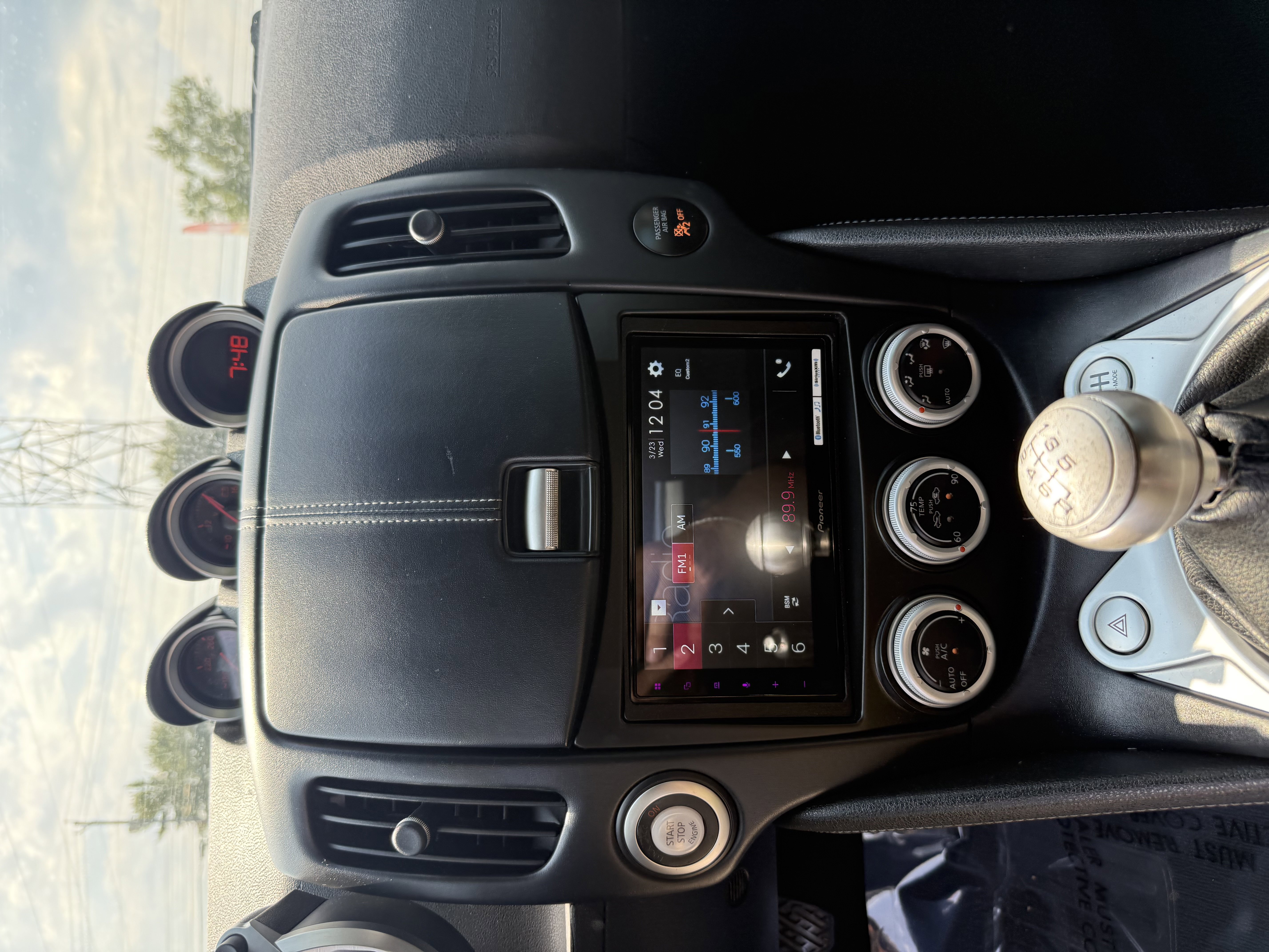 Used 2011 Nissan 370Z Touring w/ Sport Pkg image 10