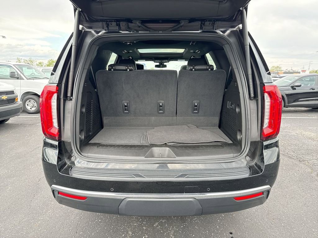 Used 2021 GMC Yukon SLT w/ SLT Premium Package AWD/4WD image 25