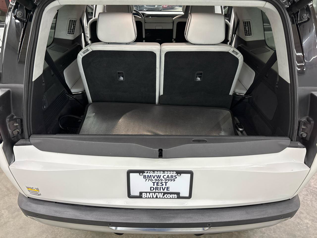 Used 2023 Rivian R1S Adventure Quad AWD/4WD image 18