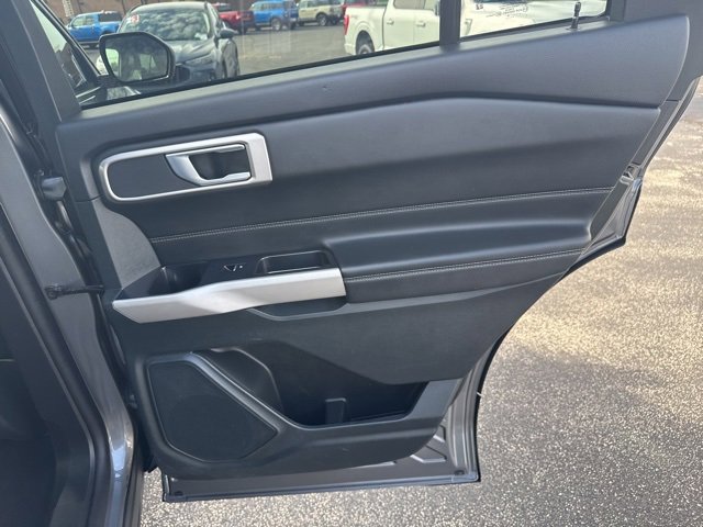 Used 2024 Ford Explorer XLT w/ Equipment Group 202A image 39