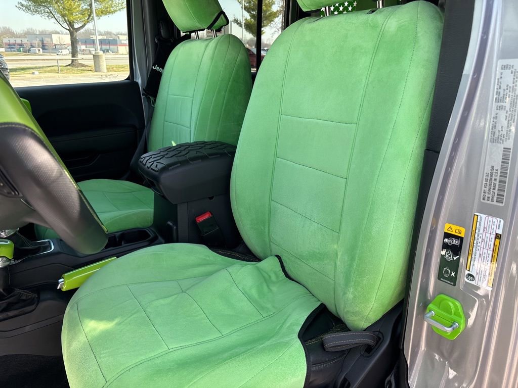 Used 2021 Jeep Wrangler Unlimited Sahara AWD/4WD image 54