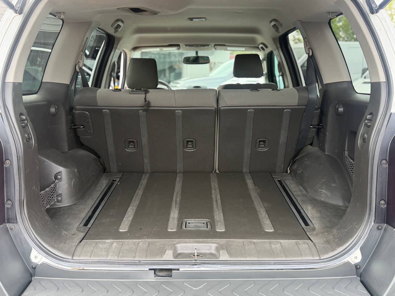 Used 2010 Nissan Xterra S image 4