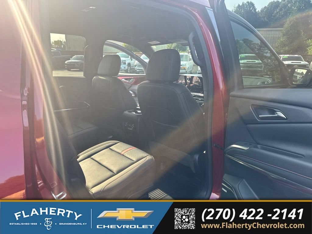 Used 2026 Chevrolet Traverse RS w/ LPO, Floor Liner Package AWD/4WD image 15