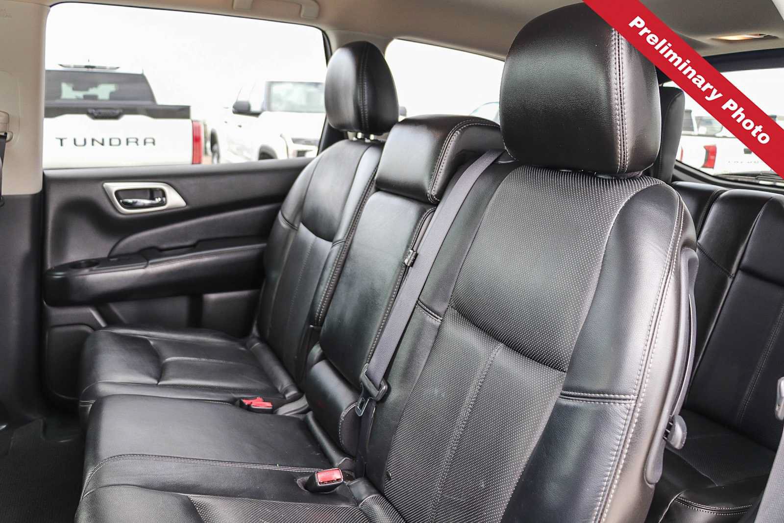 Used 2013 Nissan Pathfinder Platinum FWD image 13