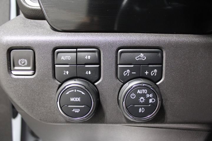 Used 2023 Chevrolet Silverado 1500 LT Trail Boss w/ Protection Package image 41