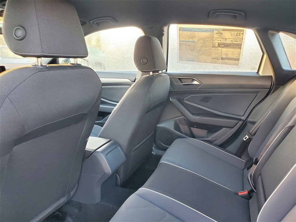 New 2025 Volkswagen Jetta Sport image 5