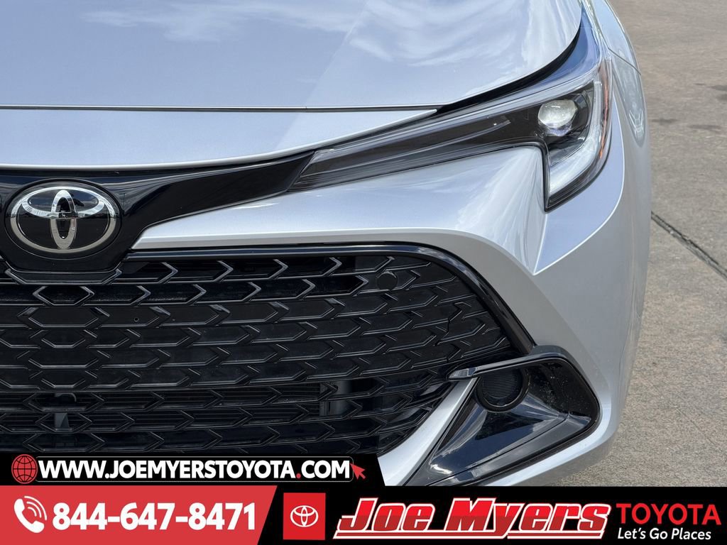 Used 2025 Toyota Corolla SE image 4