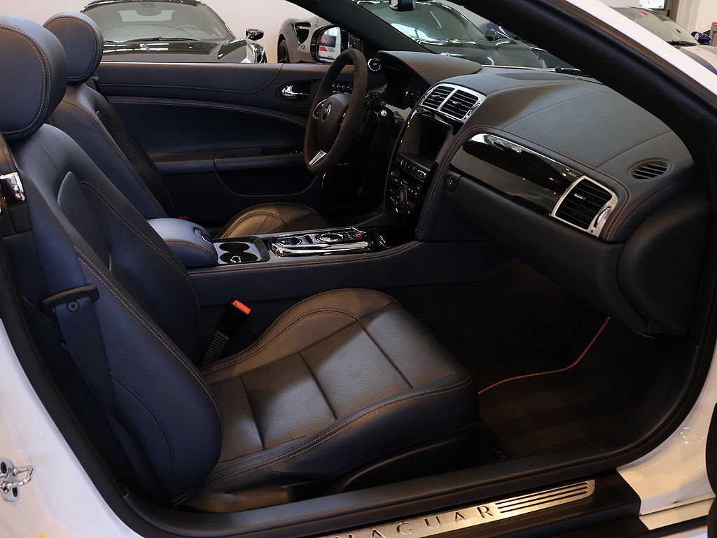 Used 2014 Jaguar XK Convertible RWD image 60