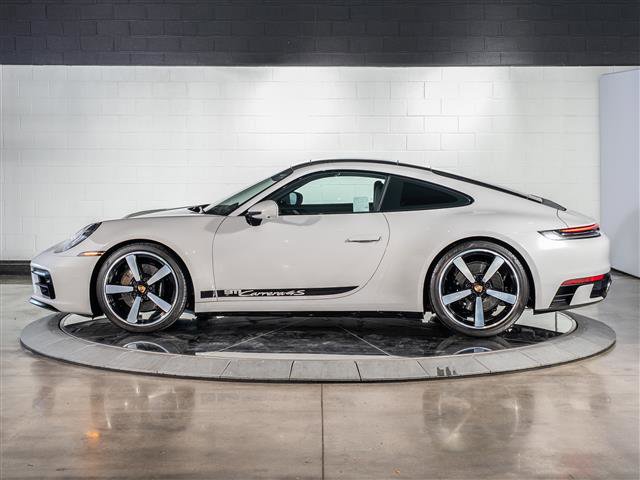 Used 2024 Porsche 911 Carrera 4S image 2