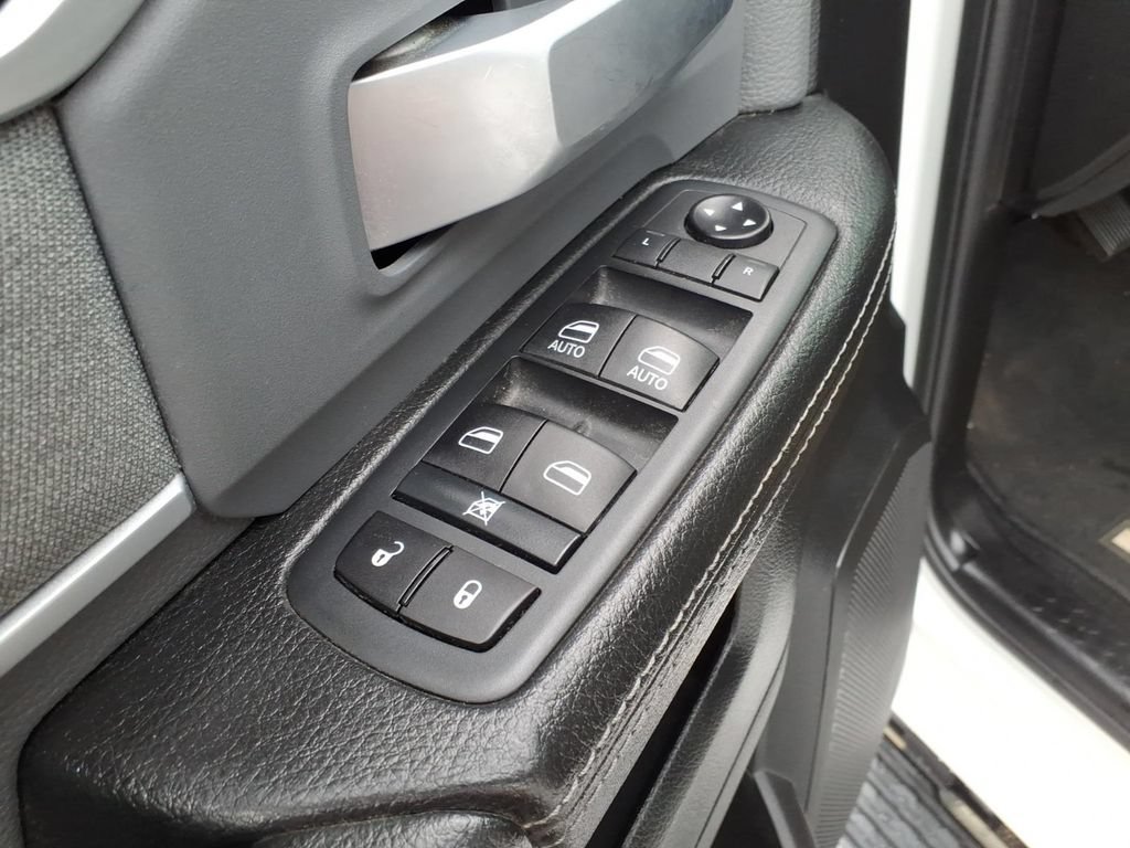 Used 2020 RAM 2500 Big Horn AWD/4WD image 7