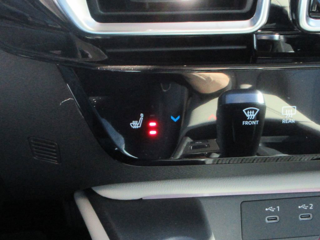 New 2026 Nissan Sentra SL w/ Floor Mat Package image 17