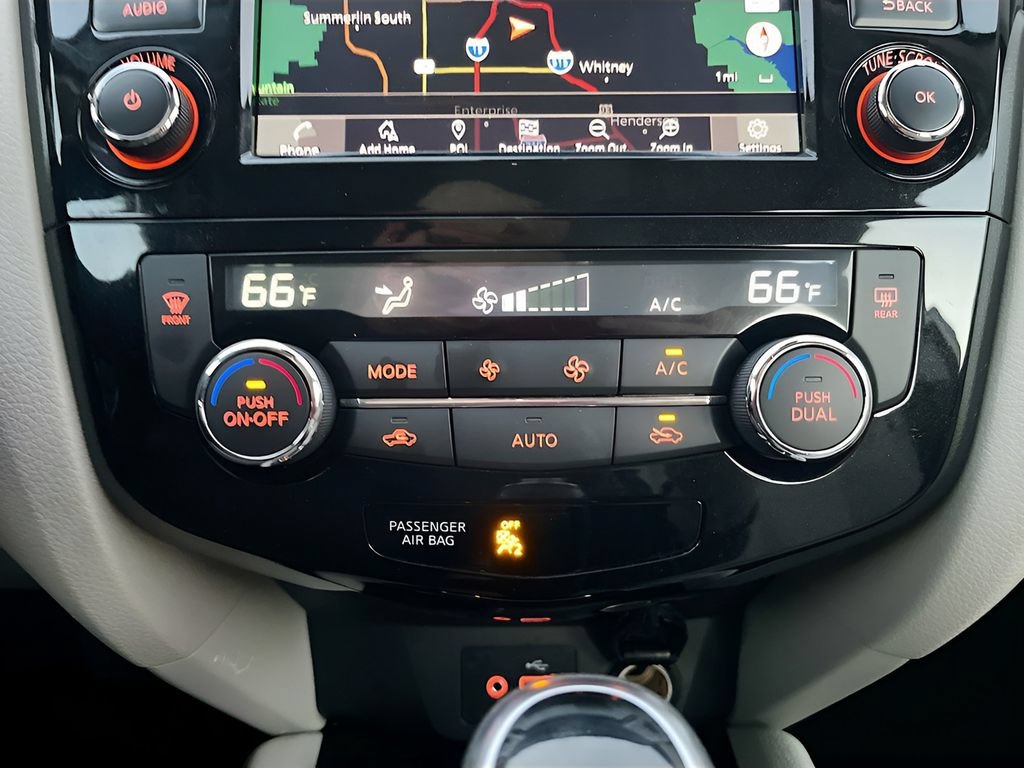 Used 2022 Nissan Rogue Sport SL FWD image 16