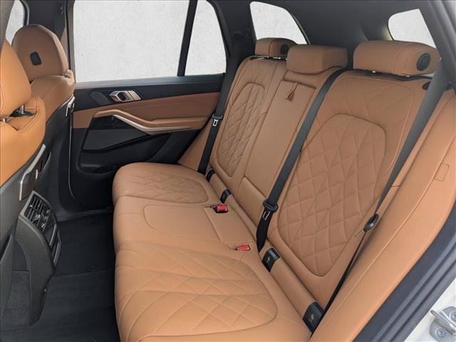 Used 2024 BMW X5 xDrive40i w/ Premium Package AWD/4WD image 20