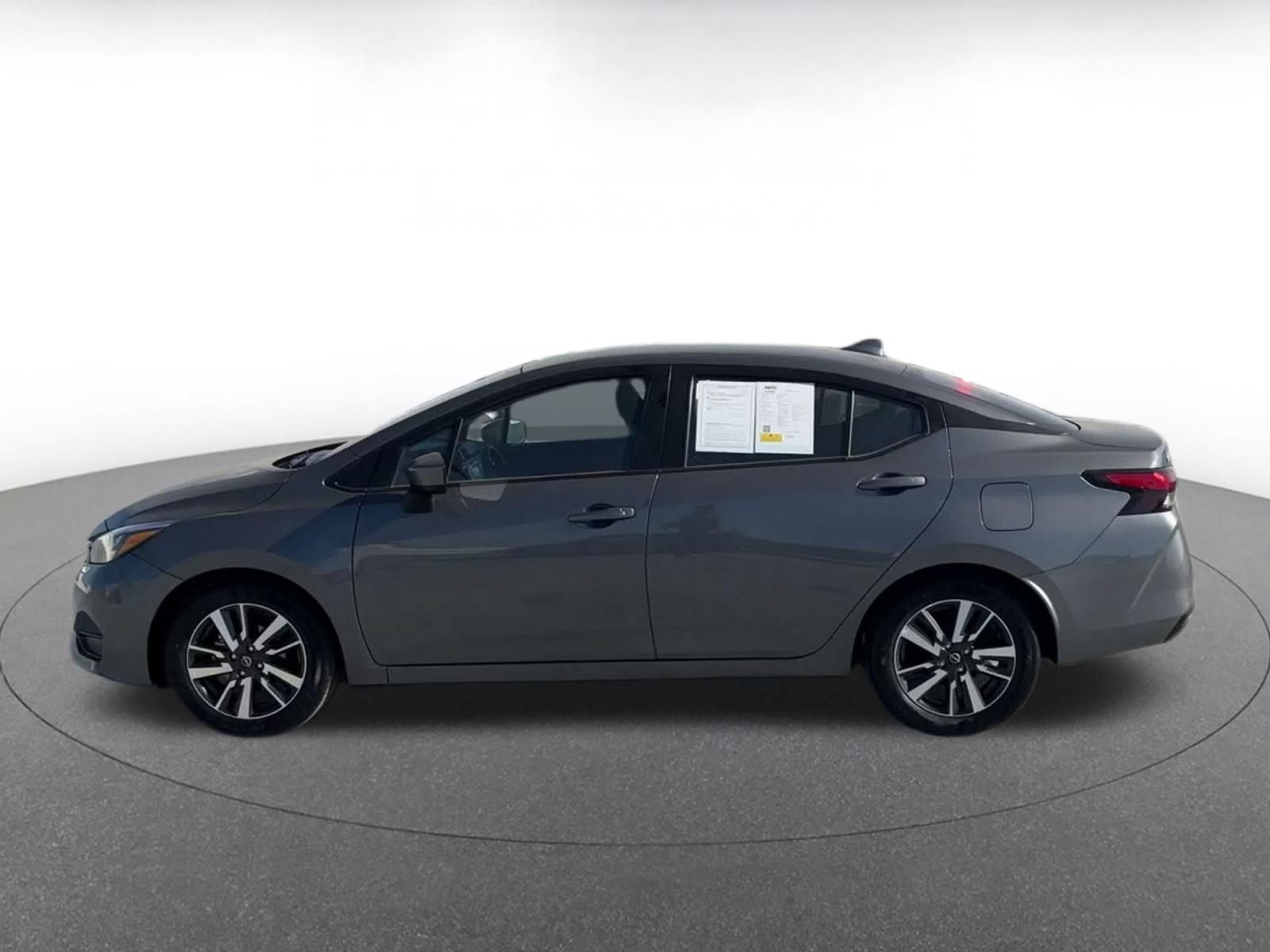 Used 2025 Nissan Versa SV FWD image 8