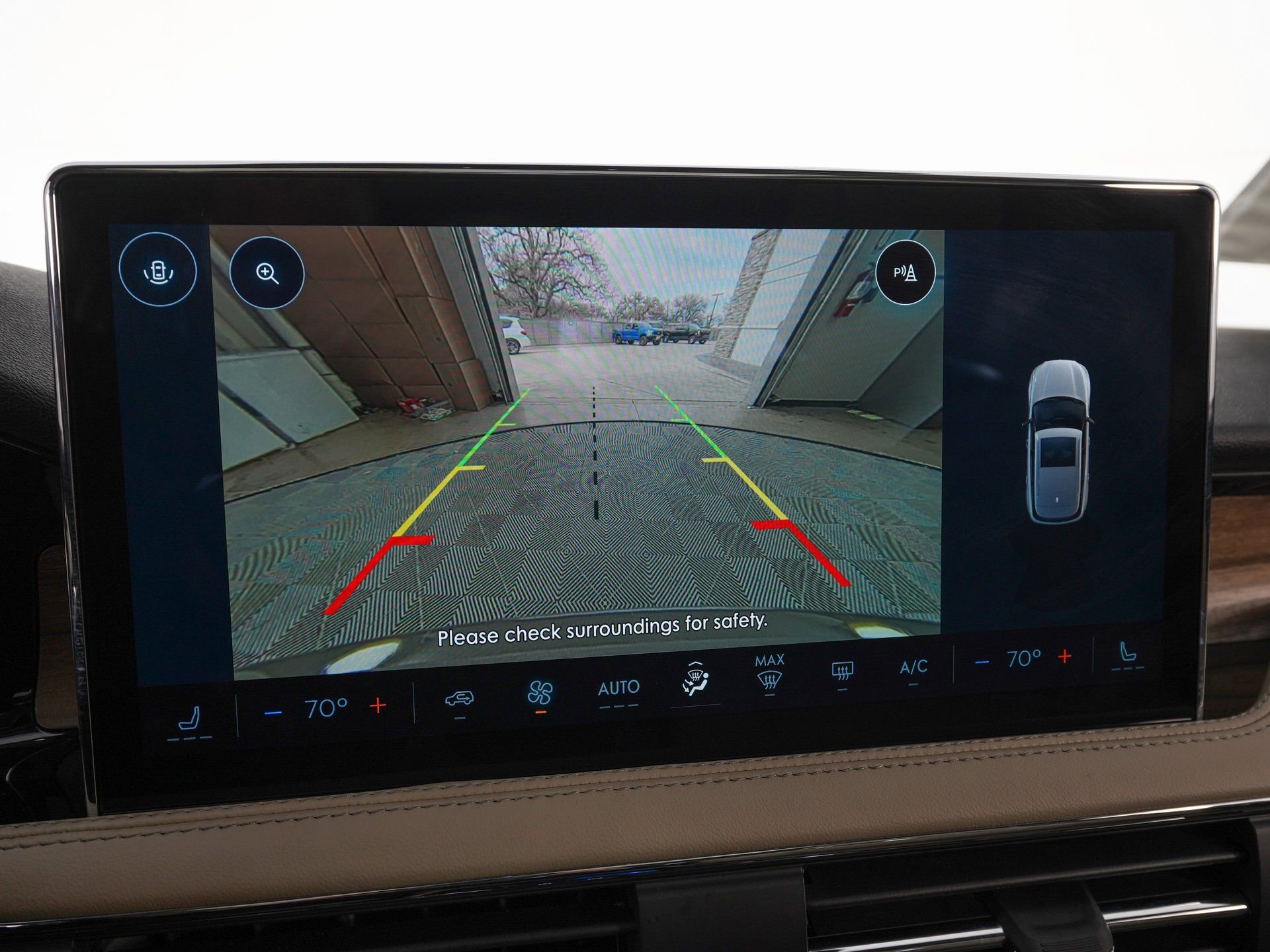 Used 2025 Lincoln Corsair Grand Touring w/ Jet Appearance Package image 24