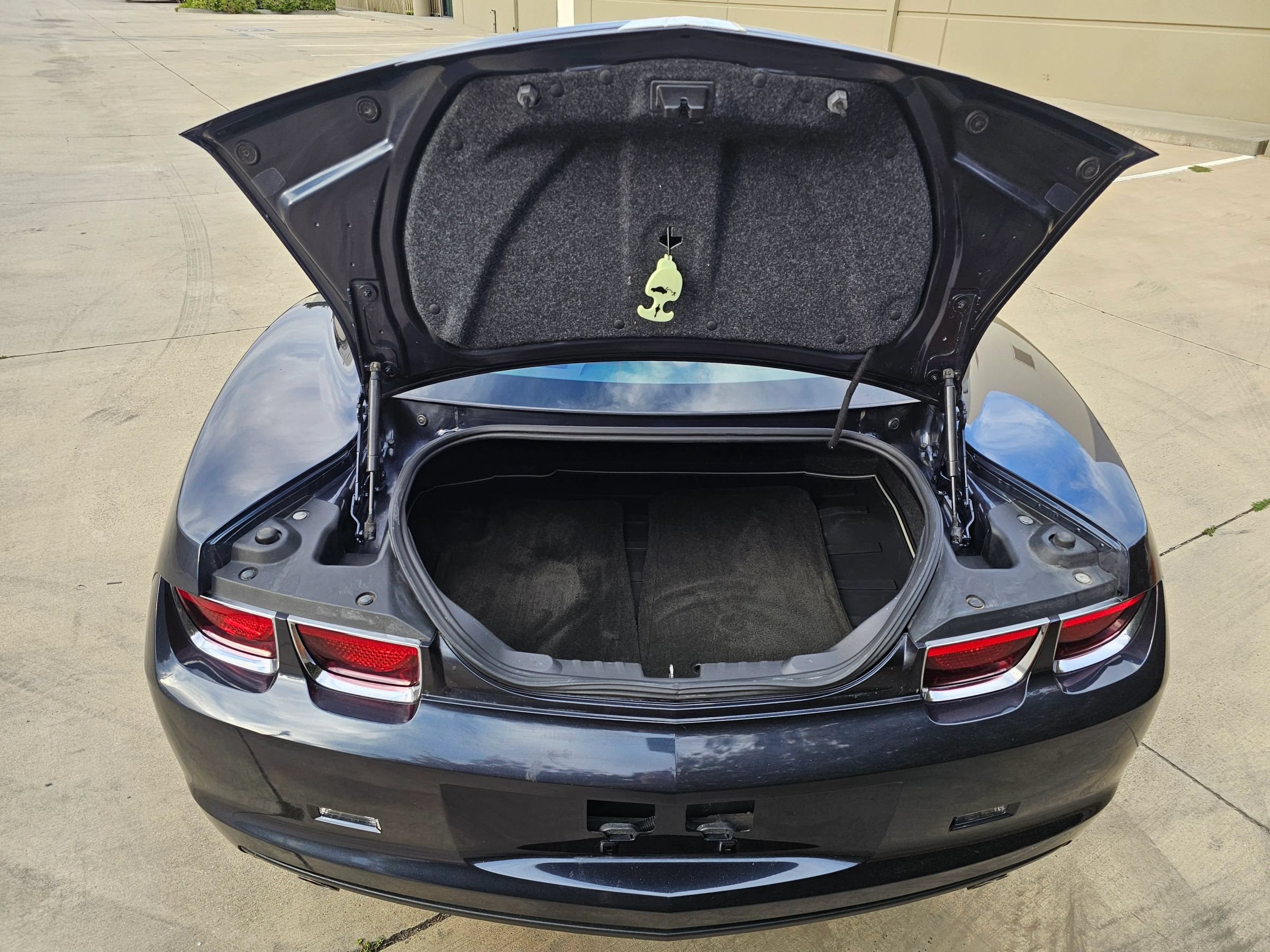 Used 2013 Chevrolet Camaro LS RWD image 19