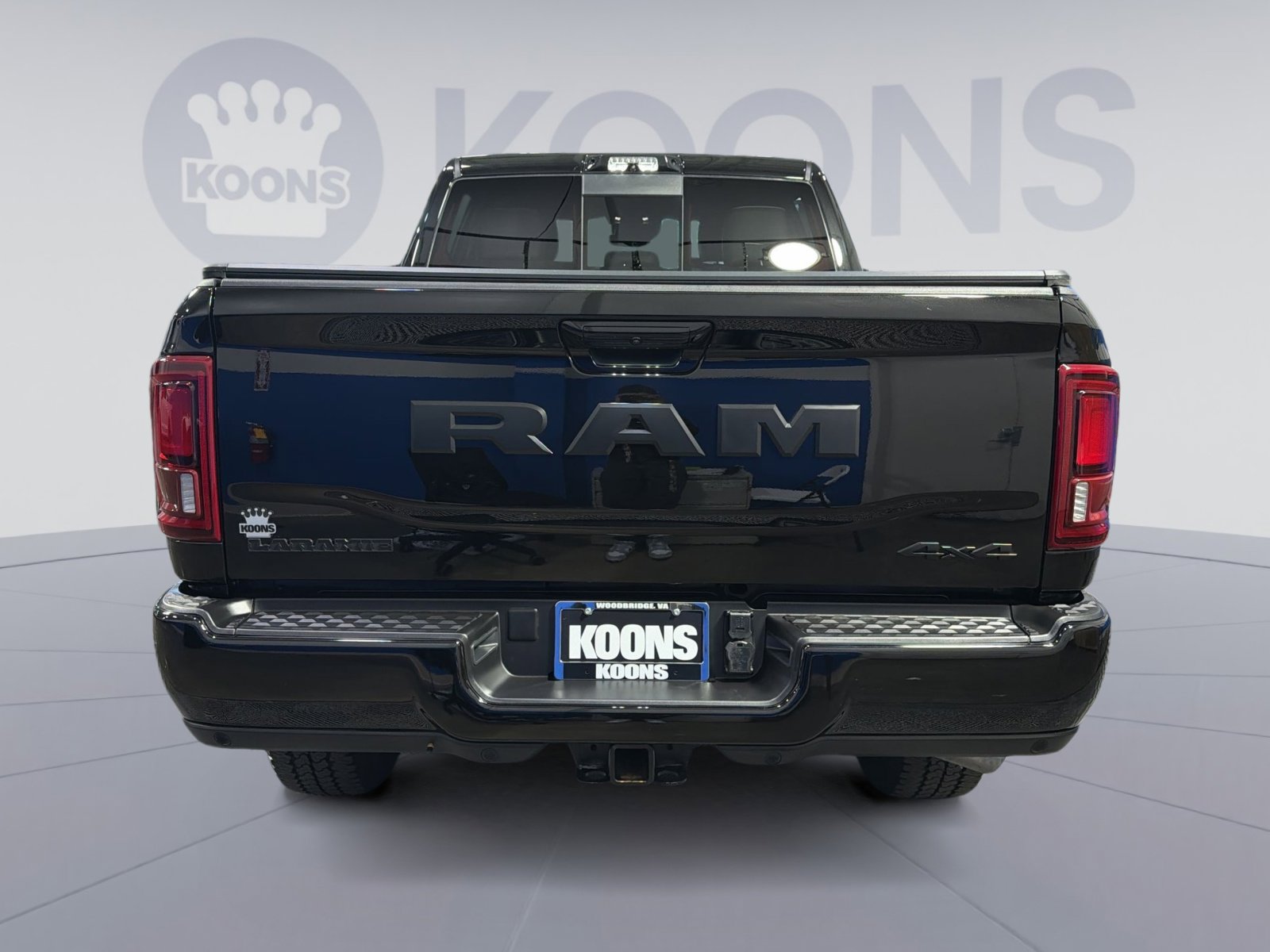 Used 2025 RAM 2500 Laramie AWD/4WD image 5