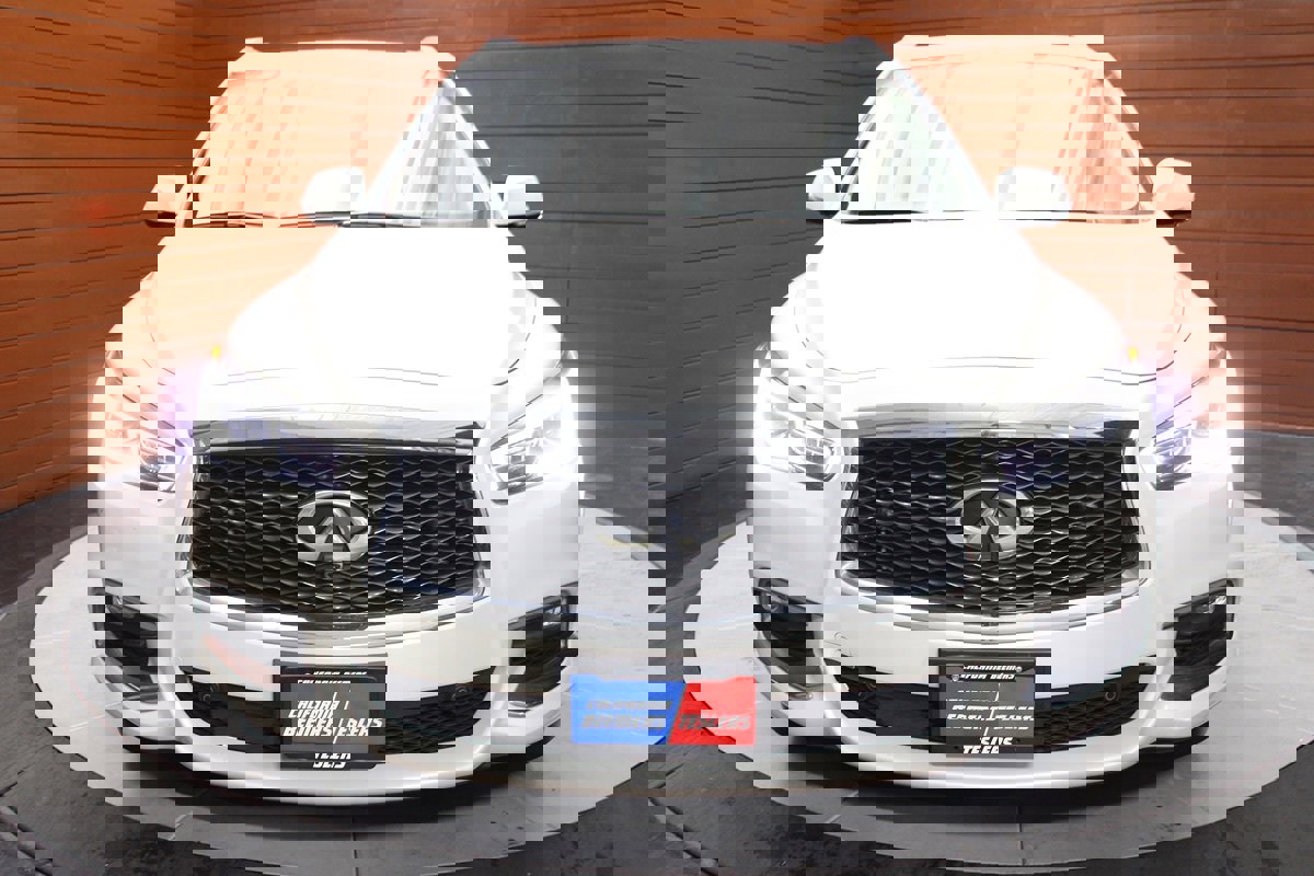 Used 2018 INFINITI QX60 FWD w/ Premium Plus Package image 2