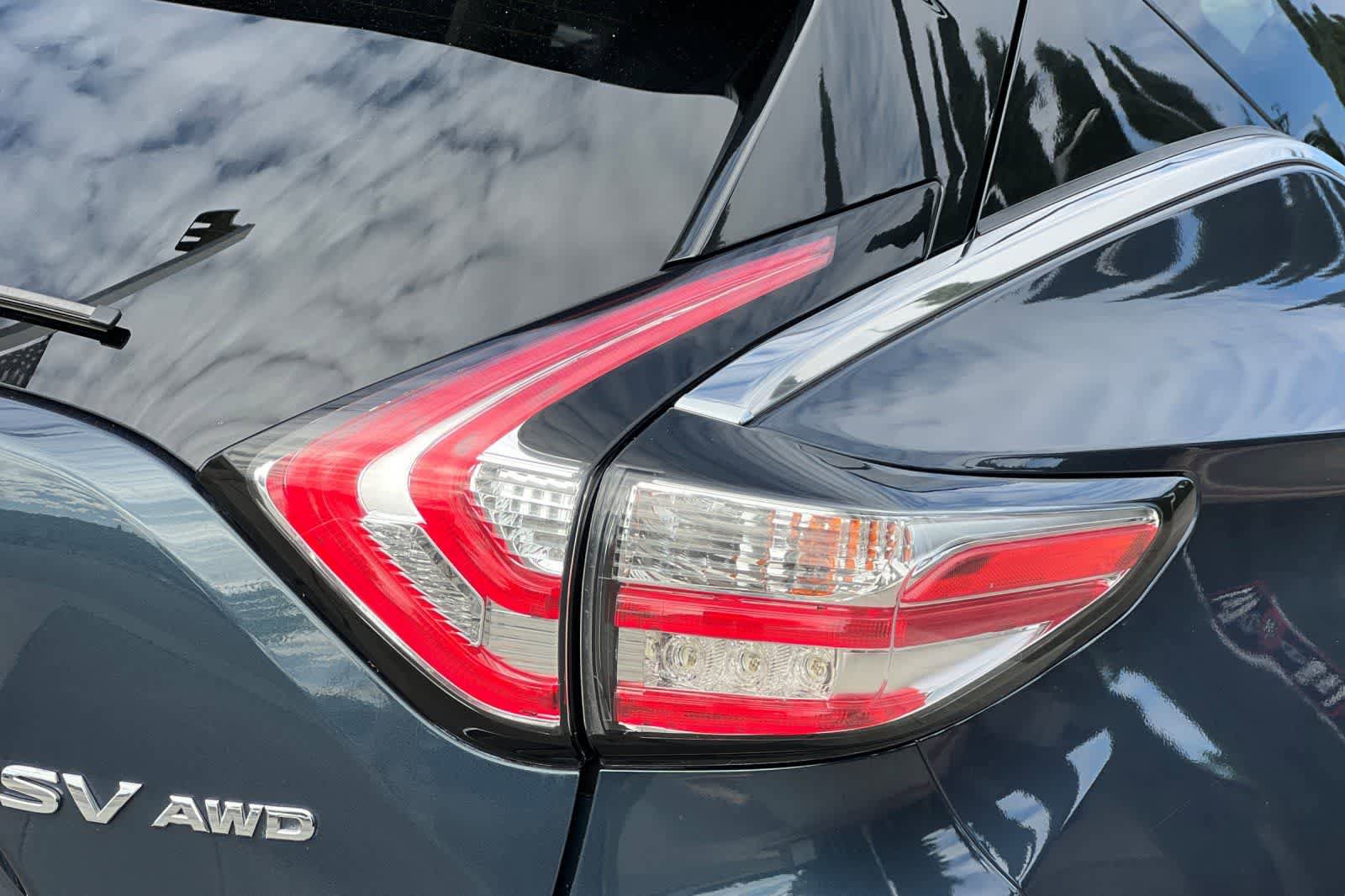 Used 2018 Nissan Murano SV AWD/4WD image 36