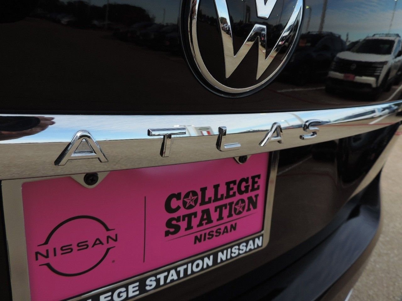 Used 2022 Volkswagen Atlas SE w/ Panoramic Sunroof Package image 18